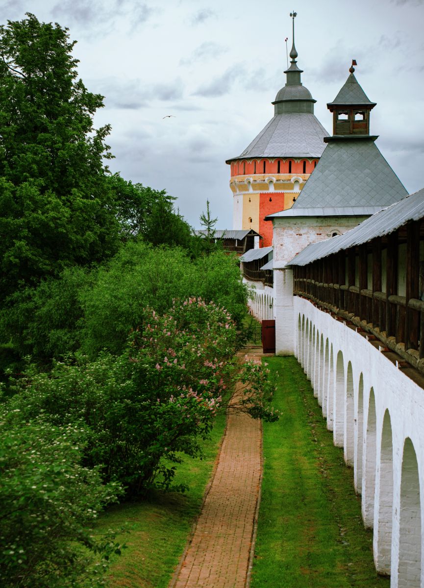 Spaso-Prilutsky St. Dmitry Monastery